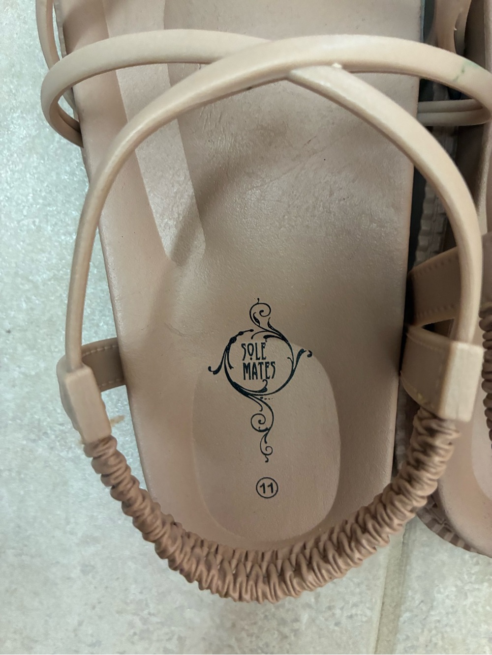 Women’s Tan Strappy Flat Sandals with Elastic Back - Picture 5 of 9